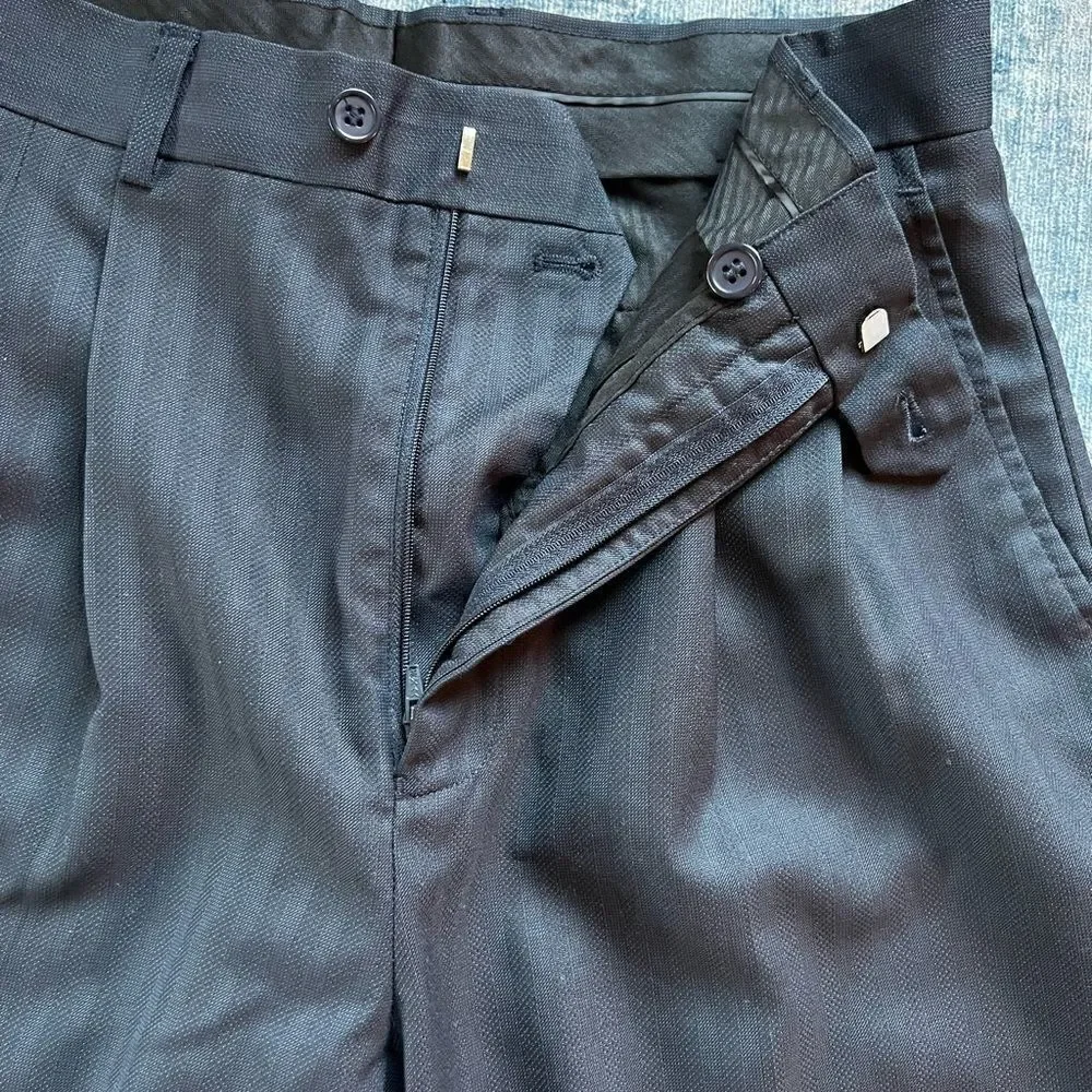 Boys Bertucci Navy Blue Pleated Front Dress Pants with Vertical Stripes Size 18